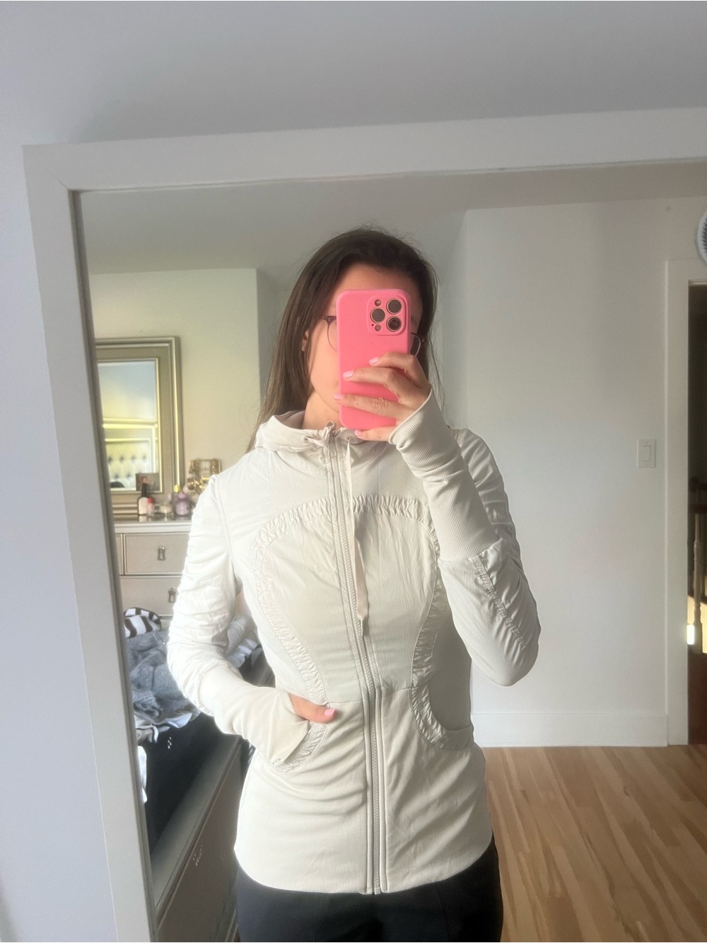 Lululemon Lightweight Hooded Jacket in Cream